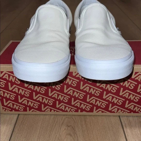 Vans Classic White Slip-On Shoes (Unisex) US Men’s 10.5 / US Women’s 12 - Picture 8 of 16